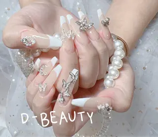 ネイル D-BEAUTY Nailsalonのネイルデザイン