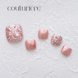 ネイル クチュリエール銀座 💅🏼ゆりのネイルデザイン