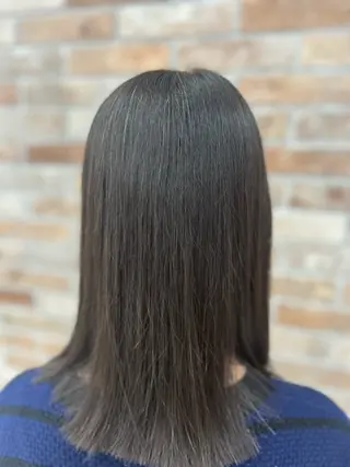 ミディアム 毛流れ 癖毛カット/ 英山明未のヘアスタイル