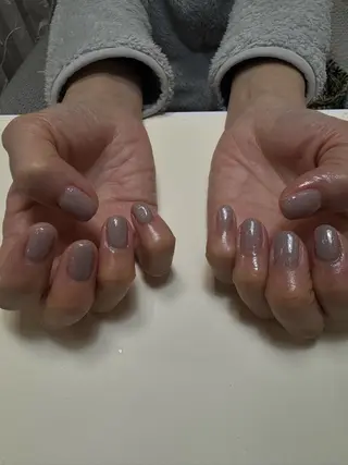 ネイル ネイルサロンエーナイン西友西町店所属・山崎 莉菜のネイルデザイン