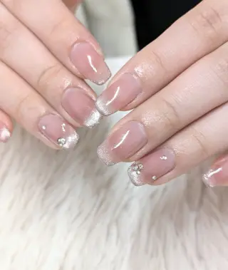 ネイル 會田 瑠衣のネイルデザイン