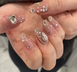 ネイル Shis_🦄shi 韓国風キラキラネイルのネイルデザイン