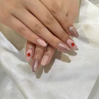 ネイル classic 新横浜所属・山田 暉のネイルデザイン