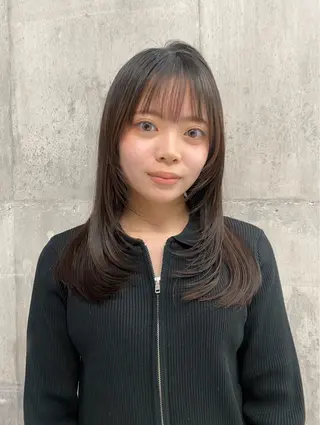 ロング カラー ヘアアレンジ メンズ のん🎀ハイトーン/ レイヤーカット🐳のヘアスタイル