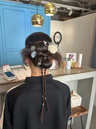 ロング ヘアアレンジ AVANCE.なかもず所属・砂野 真璃奈のヘアスタイル