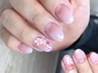 ネイル private salon TOMOMINAILs所属・TOMOMI NAILsのネイルデザイン