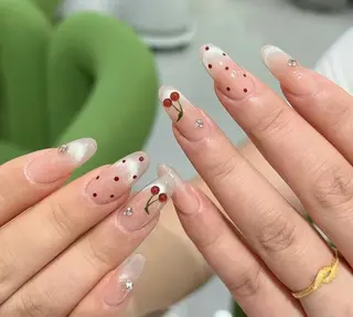 ネイル 高木 維麗絲のネイルデザイン