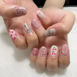 ネイル Nail Blue512所属・Nailist MINORIのネイルデザイン