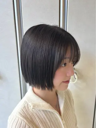 ショート Iris by artina 武蔵小杉店【イリス バイ アルティナ】所属・🎼レイヤー/顔周り カット/nene♬のヘアスタイル