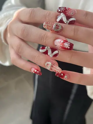 ネイル repos 金山ネイルサロンのネイルデザイン