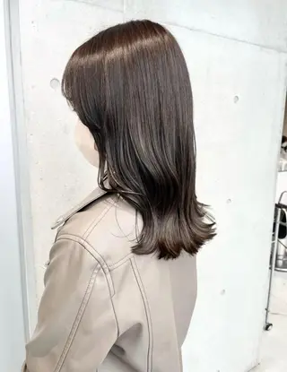 ミディアム カラー パーマ ヘアアレンジ 透明感/オリーブ/ グレージュ/YUKAのヘアスタイル