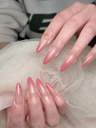 ネイル Maggie Nail🦩のネイルデザイン