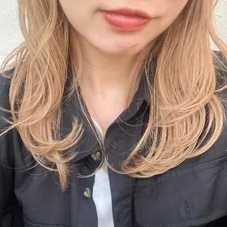 セミロング カラー ベージュ/アレンジ /横浜/杉本千夏のヘアスタイル