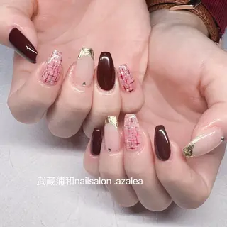 ネイル R inのネイルデザイン