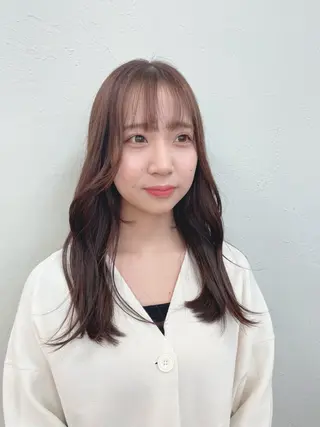 ロング カラー HIKARI🐈‍⬛ レイヤー×デザインのヘアスタイル