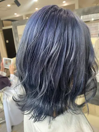 ミディアム salowin所属・ハイトーンカラー 馬場みなみのヘアスタイル