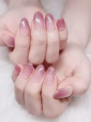 ネイル AngelChris ビューティーサロンのネイルデザイン