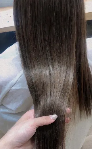 ロング 髪質改善 コレマツのヘアスタイル