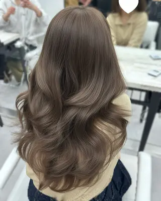 ロング カラー 🫧いちの 🫧のヘアスタイル