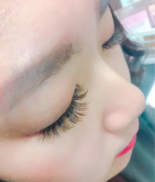 マツエク・マツパ arev所属・矢野 詩依奈の眉毛・アイブロウイメージ