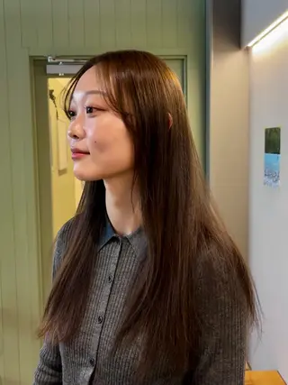 ロング 北森 愛唯のヘアスタイル