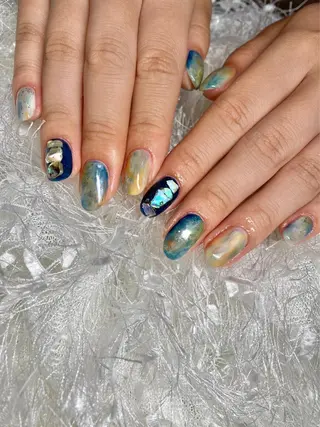 ネイル マツエク・マツパ アイブロウ Nail&eye Belire 新宿のネイルデザイン