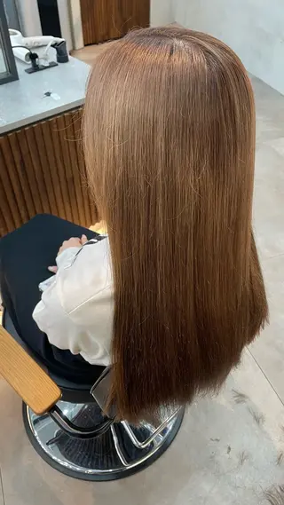 カラー ANGELICA 國吉　日向のヘアスタイル
