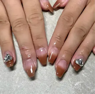 ネイル LAVISH nanamiのネイルデザイン