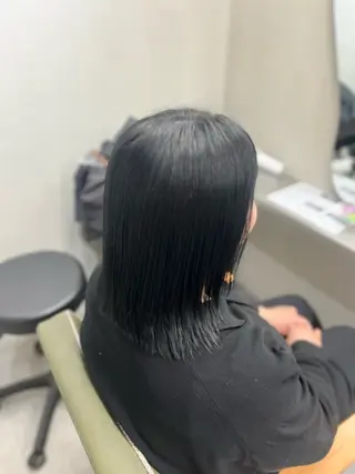 カラー nico 麻生 花輪 美優のヘアスタイル