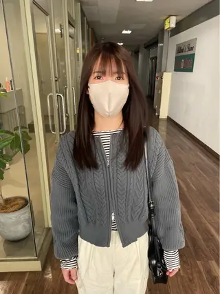 ロング カラー カットパーマモデル 山中 遥のヘアスタイル