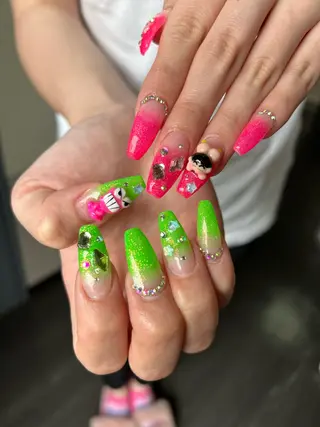 ネイル ✴︎ Delightのネイルデザイン