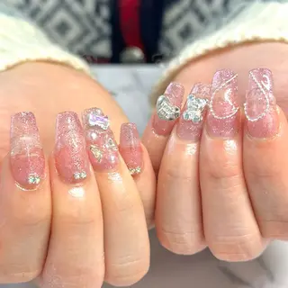 ネイル salon iris 🦋北広島市大曲のネイルデザイン