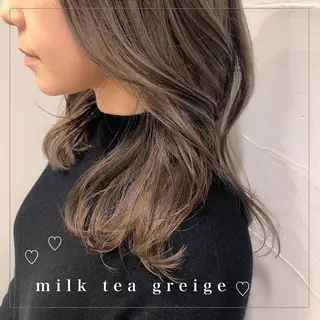 ミディアム カラー SHEARA BY CARE所属・. AYUKAのヘアスタイル