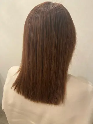 ミディアム パーマ 岡田 真弥のヘアスタイル