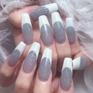 ネイル Mio ⛱のネイルデザイン