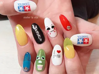 ネイル atelier la vita所属・lavita. mimuraのネイルデザイン