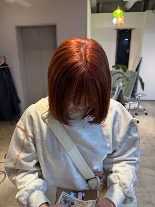 ミディアム カラー ハイトーン縮毛/暖色 なーな🎀🤍のヘアスタイル