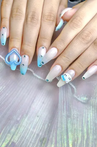 ネイル nails' it...のネイルデザイン