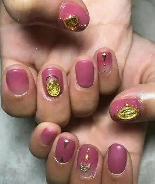 ネイル LAVISH nail salonのヘアスタイル