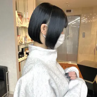 ミディアム 縮毛矯正・暗髪 ・ショート　橋本🐶のヘアスタイル