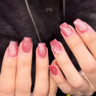 マツエク・マツパ IROHA Nail 矢掛萌子のネイルデザイン