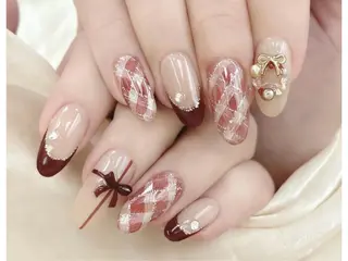 ネイル KARI ネイルサロンのネイルデザイン