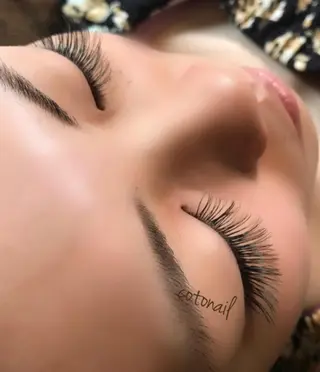 マツエク・マツパ ツメトマツゲ .のネイルデザイン