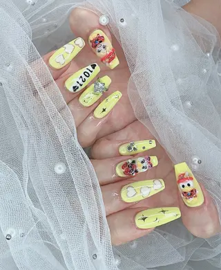 ネイル R salonのネイルデザイン