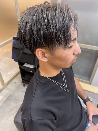 ショート カラー メンズ EMANON新宿南口所属・ケアブリーチ×艶カラ ー️🫧Shioriのヘアスタイル