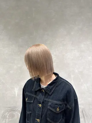ミディアム カラー regalo 森重ユウのヘアスタイル