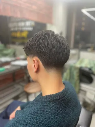 メンズ ヒロ銀座バーバーショップ新宿店所属・ITO TOMのヘアスタイル