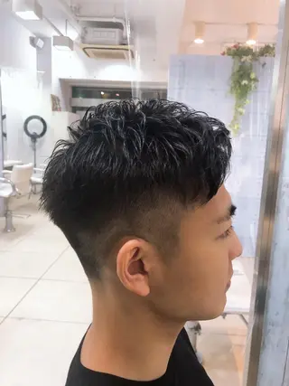 ショート パーマ メンズ 髪質改善× ハイライト溝江のヘアスタイル