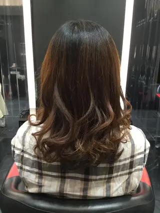 セミロング カラー パーマ Annon プライベートサロンのヘアスタイル