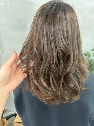 セミロング カラー ✨ブリーチなし透明感 ✨カラー💍Yuriのヘアスタイル